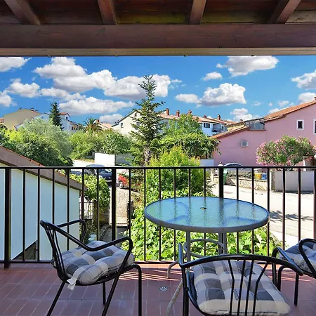 Apartment Near In Stinjan-istrien 44743 Stinjan